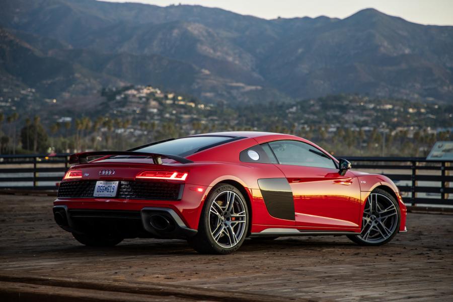  Audi R8 V10 Performance 2019 года  (NA) (фото 8 из 62)
